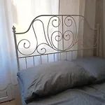 Quarto em Acomodações Particulares Goscinne *